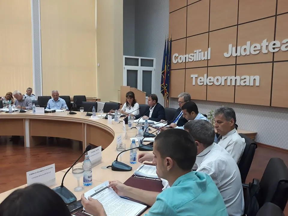 Consiliul Județean Teleorman acoperă fraudele cu bani de la învățământ