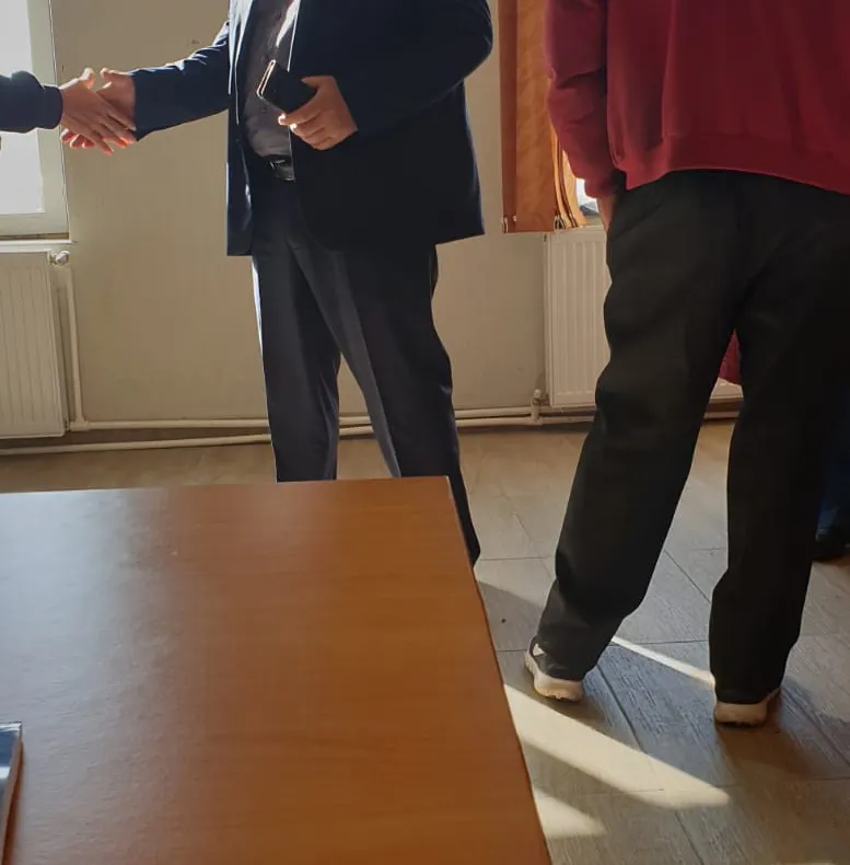 Primar teleormănean, surprins în secția de votare în ziua alegerilor!