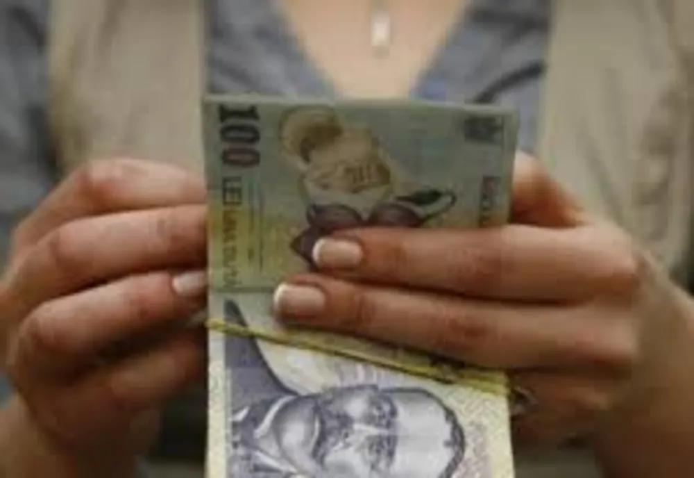 O tânără din Alexandria, prinsă după ce a furat peste 15.ooo de lei de la sala de jocuri de noroc unde era angajată