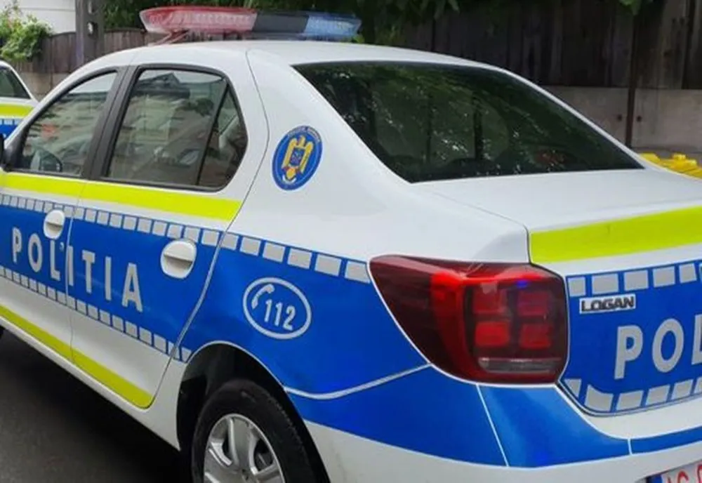 Maşină răsturnată pe un câmp, în Teleorman. Un bărbat a decedat