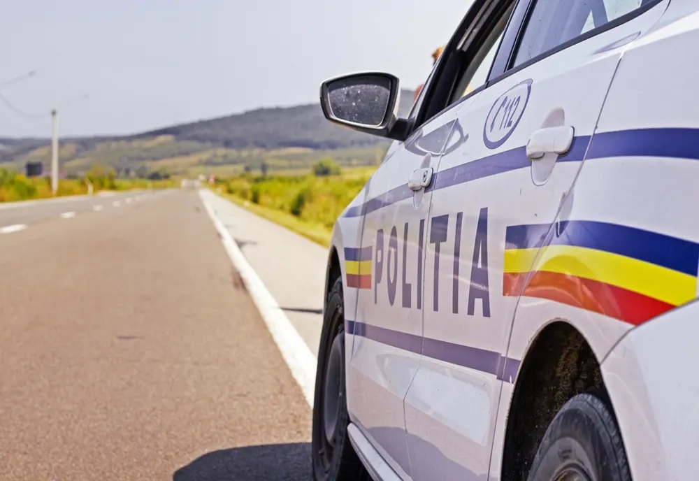 Trei maşini implicate într-un accident rutier, pe DN 6, în Teleorman