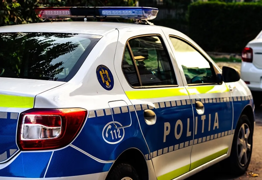 Accident rutier pe șoseaua Alexandria-București. Trei mașini au fost implicate. Traficul este bloct în ambele sensuri