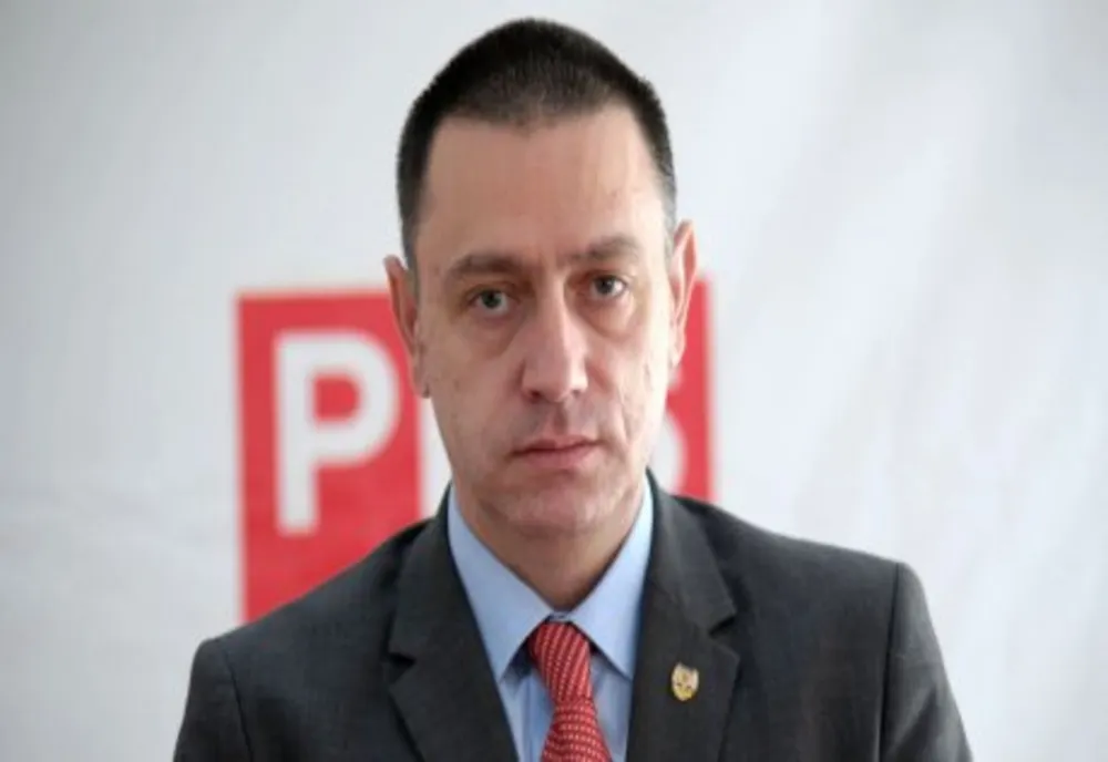 FIFOR: „PENSIILE MILITARE NU SUNT SPECIALE. E O TICĂLOȘIE POLITICĂ SĂ LE TRATEZI AȘA”