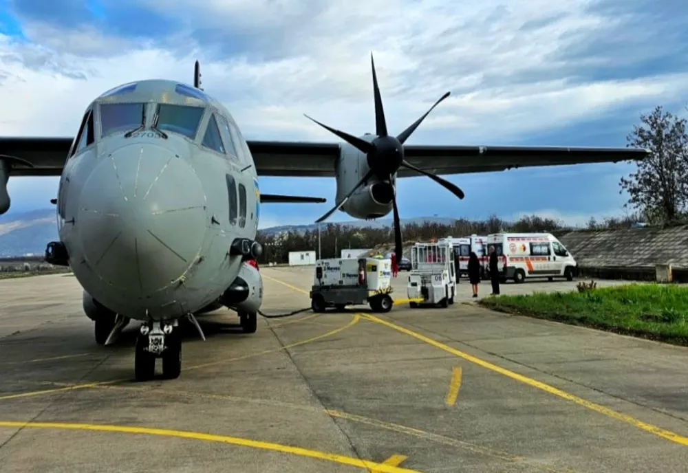 MAPN: PATRU VICTIME ALE INCENDIULUI DIN MACEDONIA DE NORD, TRANSPORTATE LA BRUXELLES CU O AERONAVĂ MILITARĂ ROMÂNĂ