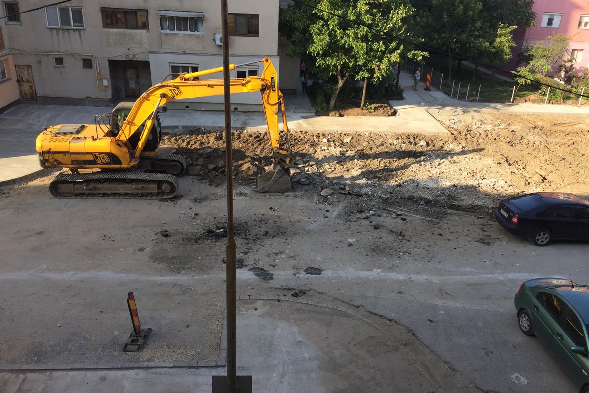 Continuă ”modernizarea” în cartierul I-uri din Alexandria