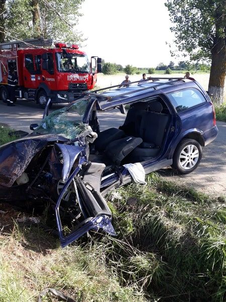 Accident rutier pe DJ 703