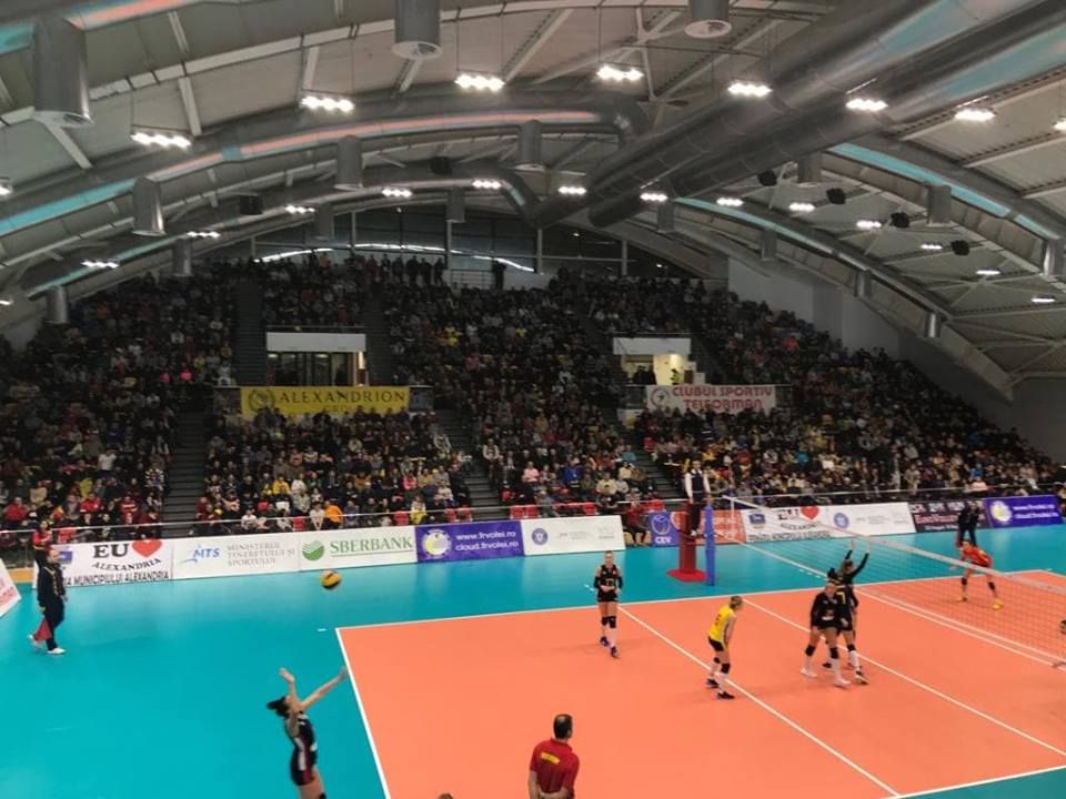 Echipa de volei a României a fost învinsă la Sala Polivalentă din Alexandria