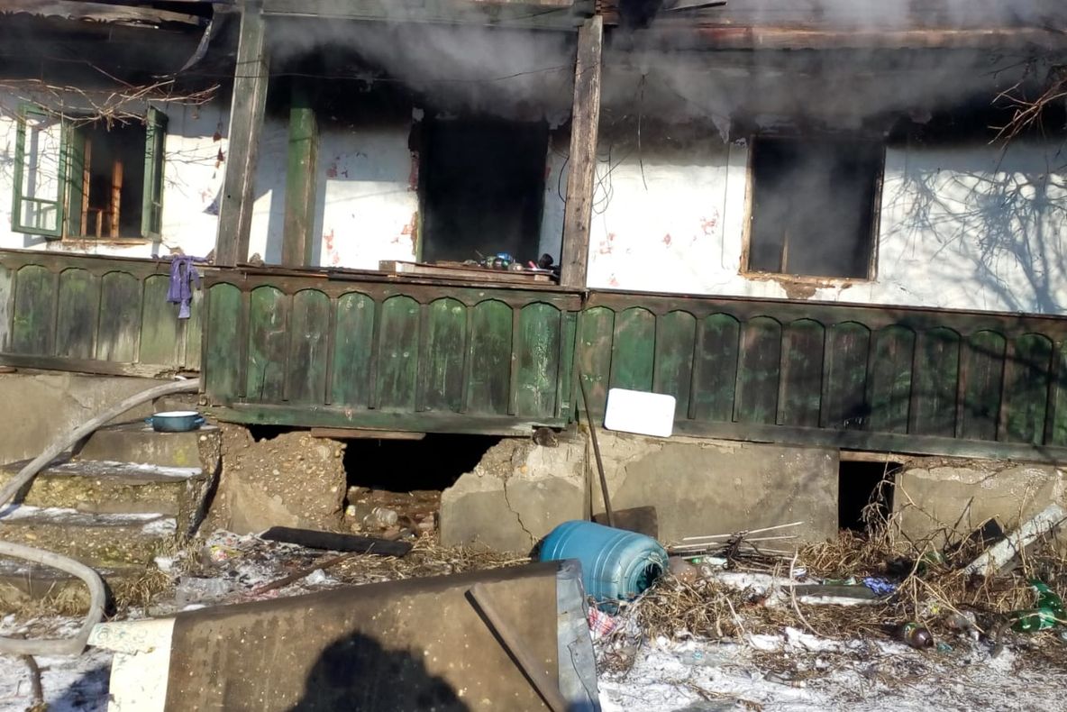 Un bărbat din localitatea Mavrodin a fost găsit carbonizat în propria casă