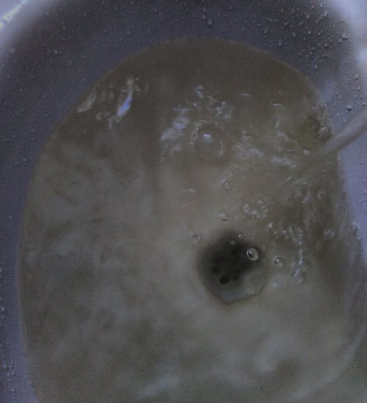 Cantități foarte mari de amoniu în apa de băut a Alexandriei!