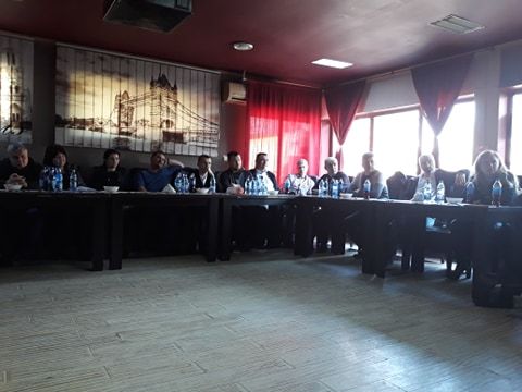 Plus a avut o primă întâlnire cu potențiali noi membri la Alexandria