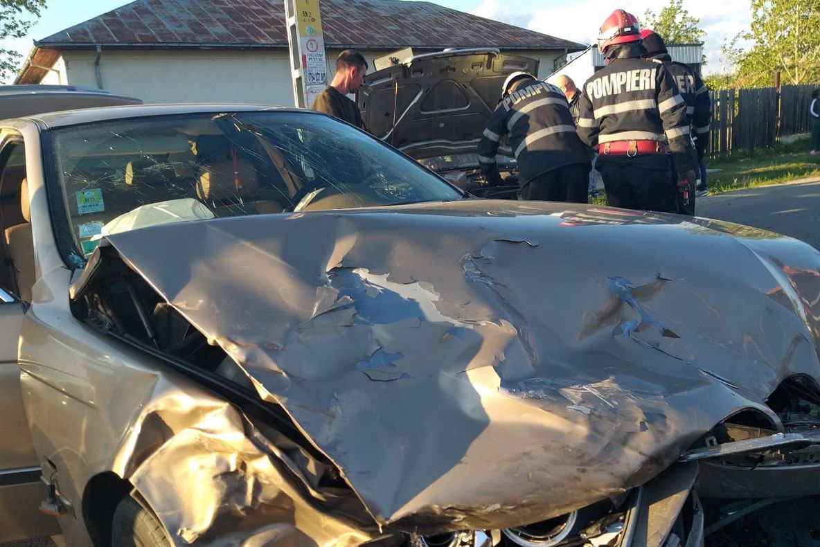 Accident cu două victime la Gratia