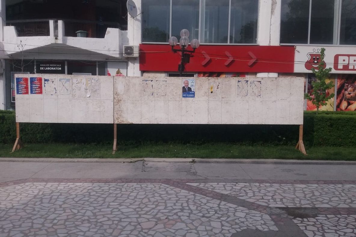 Campania electorală a început banal în Teleorman. Afișele liberalilor au dispărut