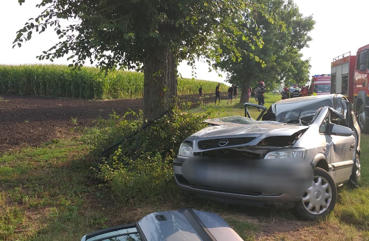 Neatenția la volan a trimis un bărbat în comă la București