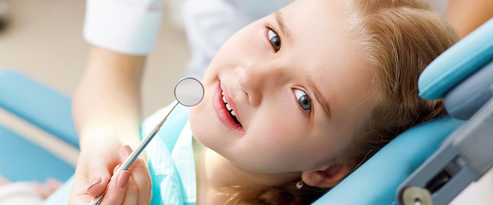 Copiii din Alexandria beneficiază gratuit de servicii medicale dentare