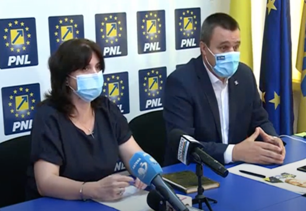 Eugen Pîrvulescu: Elevii vor avea măști și dezinfectant din partea școlii