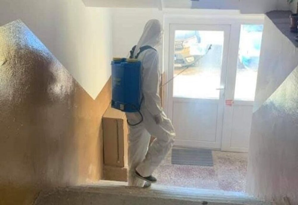 Dezinfecție în Alexandria. Locatarii sunt rugați să rămână în apartamente