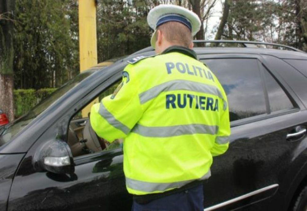 Fostul şef al Poliţiei Rutiere Teleorman merge la închisoare pentru luare de mită şi trafic de influenţă