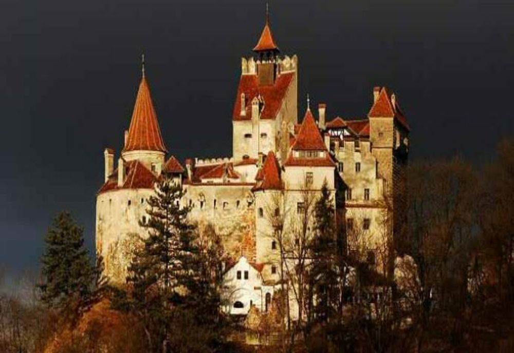 Halloween, la Castelul Bran. Ce surprize s-au pregătit pentru vizitatori