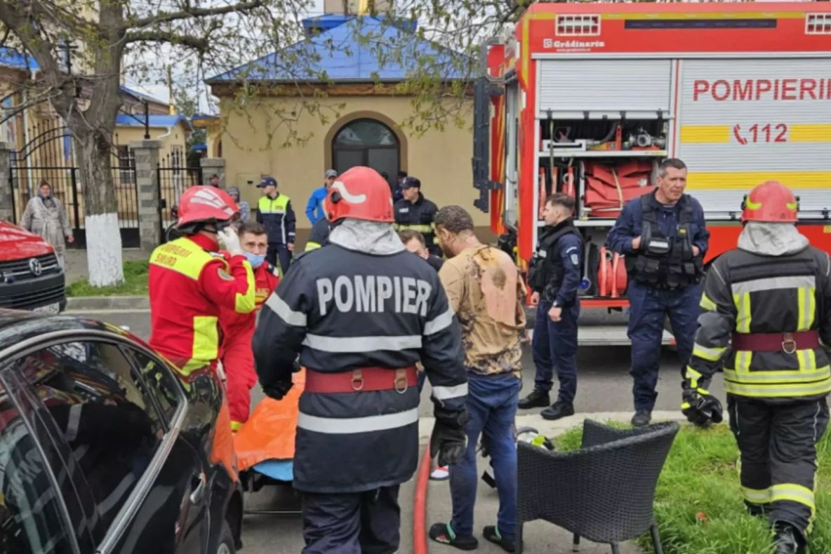 Explozie devastatoare într-o locuință din Brăila: un bărbat are arsuri pe 80% din corp după ce a încercat să aprindă aragazul