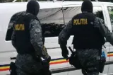 Copil ținut ostatic la Uricani, Hunedoara. Un bărbat amenință că îl omoară