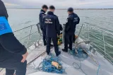 Sârb salvat de polițiștii de frontieră români după ce a adormit pe un colac în mijlocul Dunării
