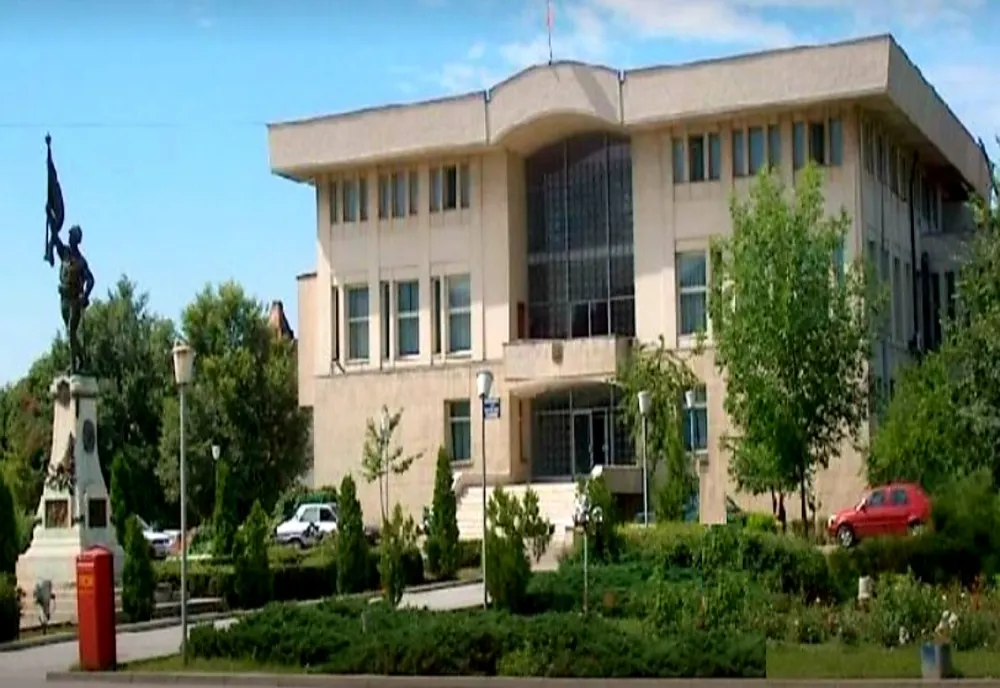 Pot participa la petreceri, cu respectarea regulilor specifice de distanțare socială