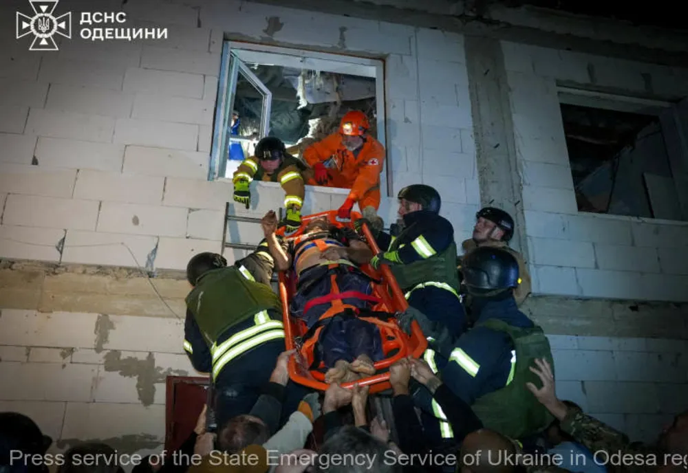 UN ATAC RUSESC CU RACHETE BALISTICE A UCIS PATRU OAMENI LA ODESSA