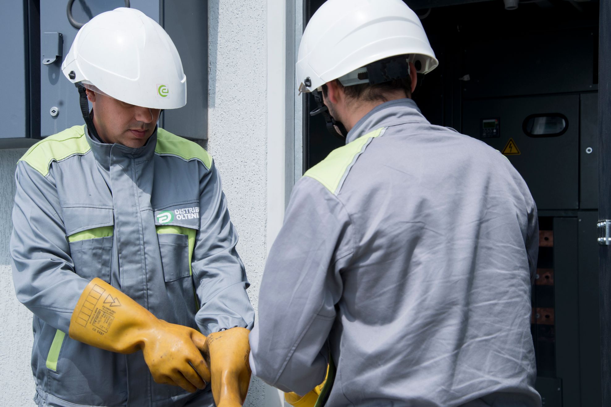 Sustragerea energiei electrice din rețeaua de joasa tensiune reprezintă un risc