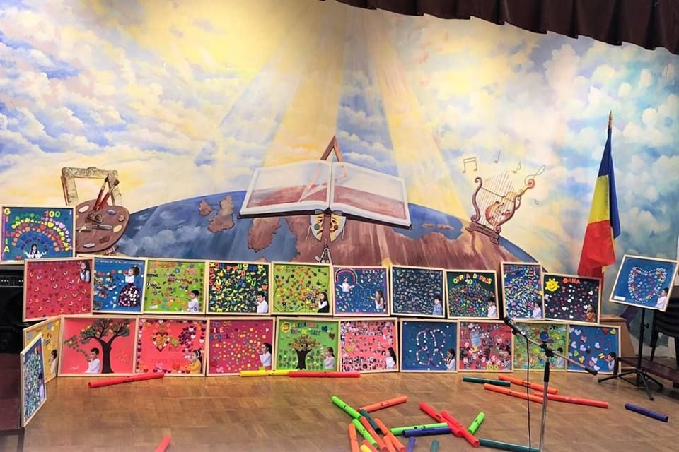 53357844_402885486939541_9128175512668078080_n