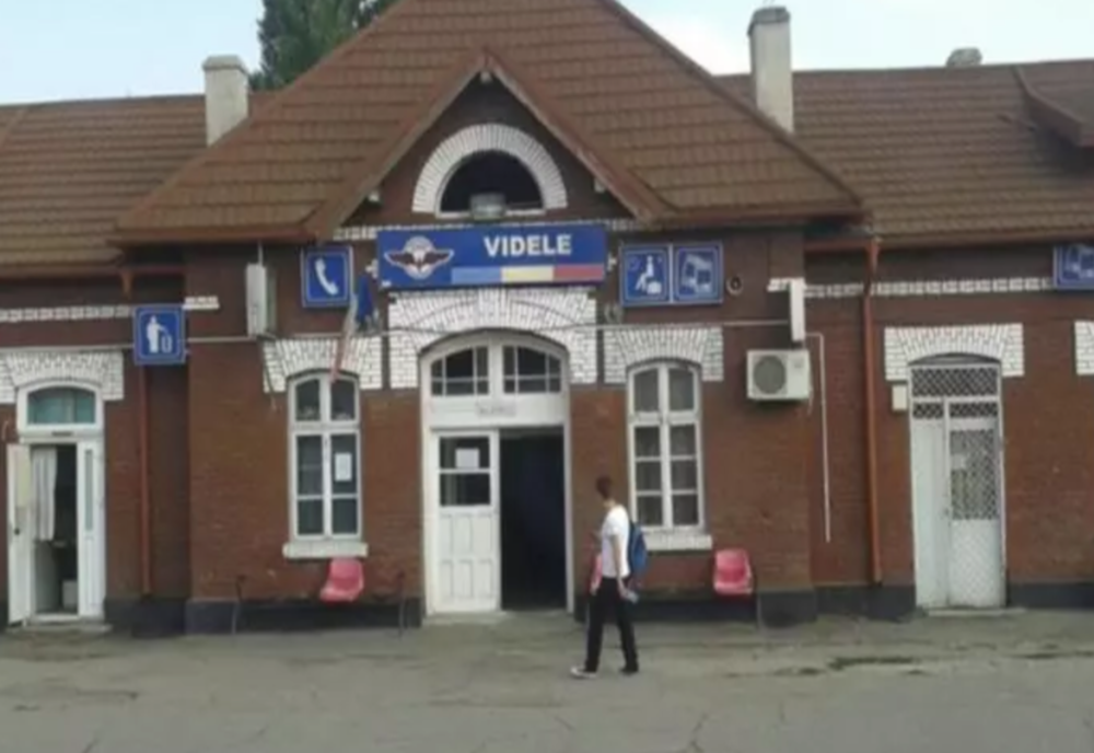 Orașul unde oamenii nu au APĂ și ASFALT. Videle a dat membri în Guvern și a menținut gropile. Condiții din trecut în orașul ”european”