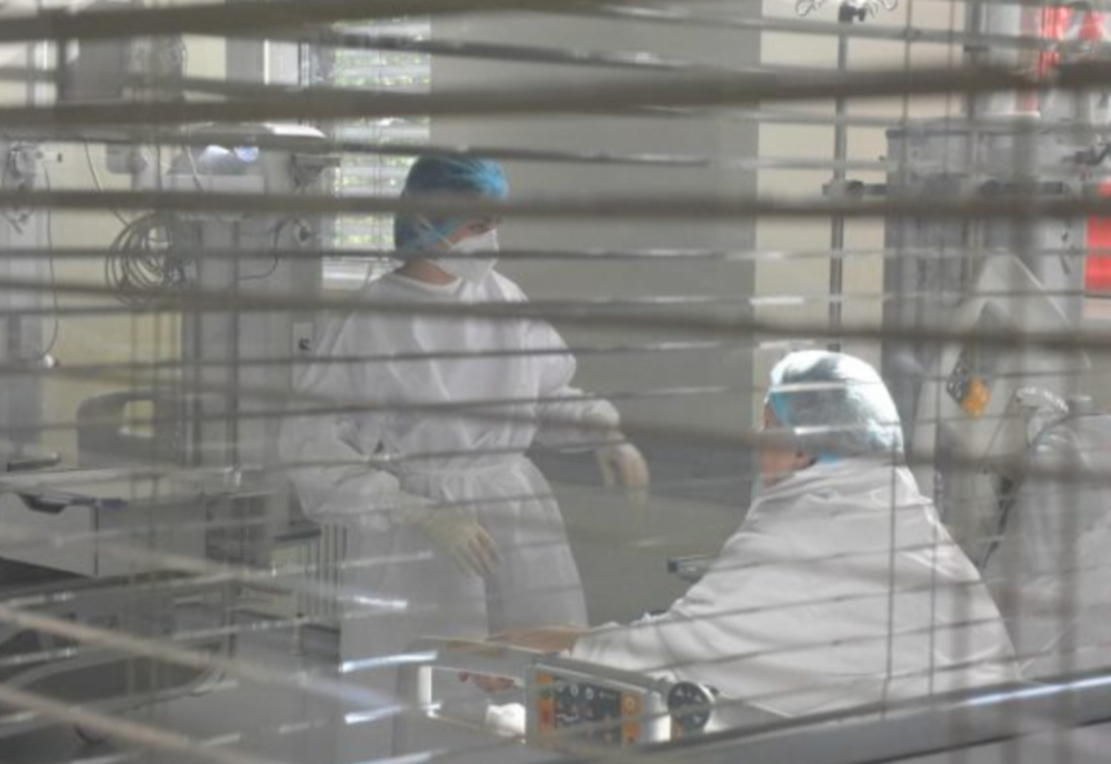 Situaţie ALARMANTĂ | Nu mai sunt medicamente pentru pacienţii cu COVID-19. Adresa oficială a Ministerului Sănătăţii