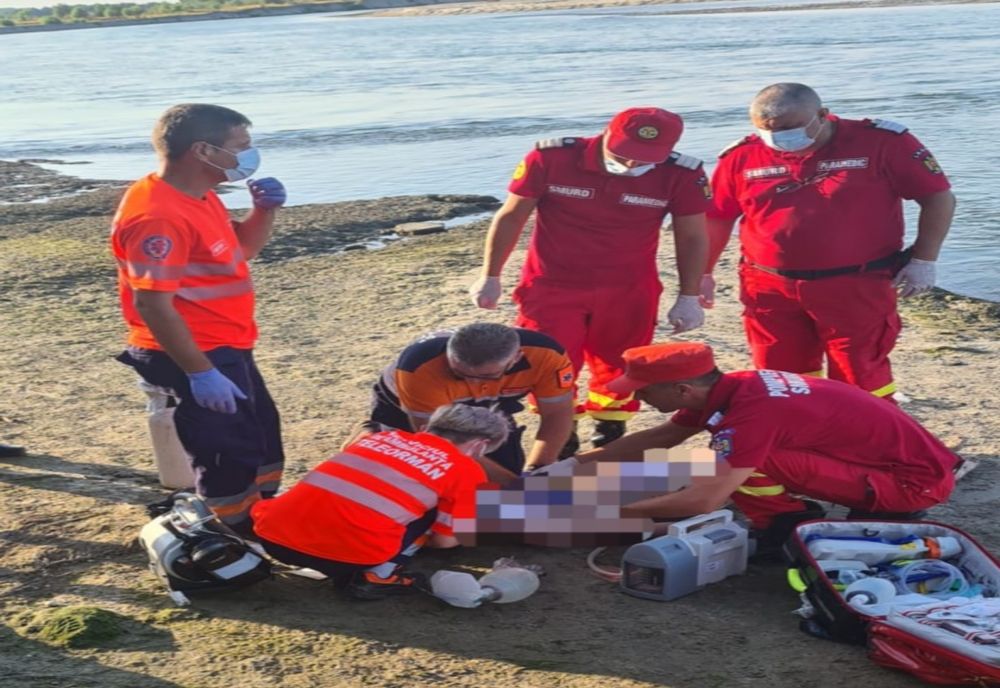 TRAGEDIE în Teleorman. O adolescentă s-a înecat în râul Olt