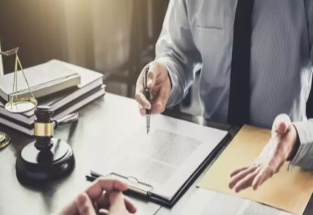 CULISELE STATULUI PARALEL. Ani pentru bani! ANAF nu recuperează prejudiciile