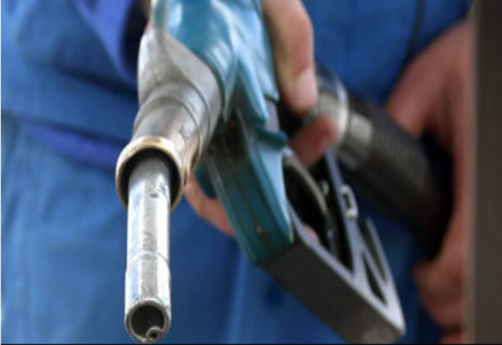 Doi tineri din Teleorman au alimentat la benzinării din Olt şi nu au plătit