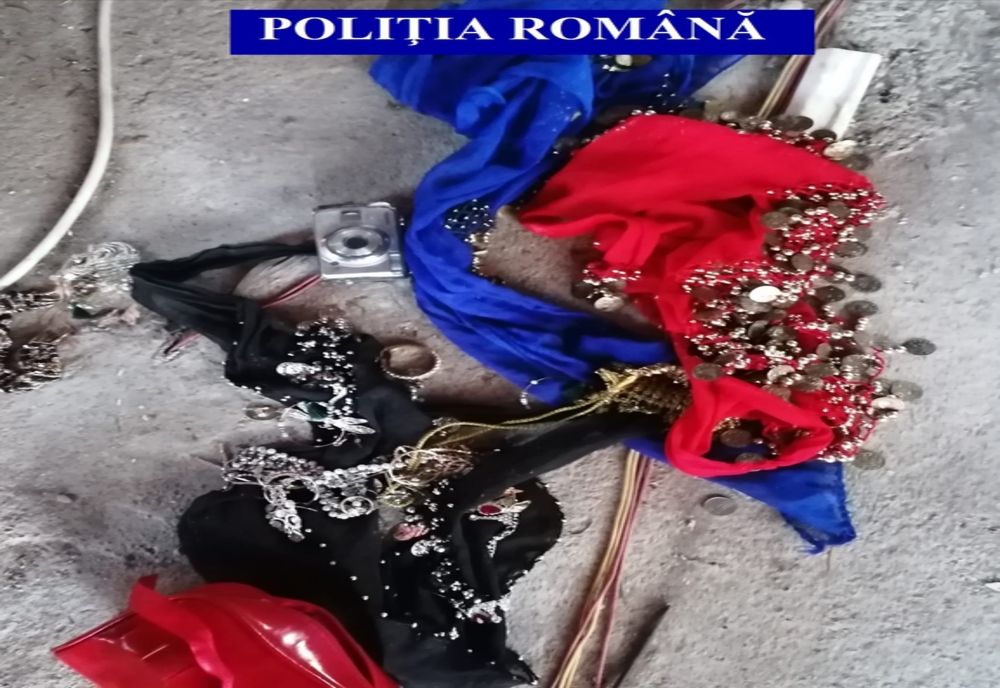 Teleorman: Cinci persoane arestate preventiv, în dosarul profanării de morminte