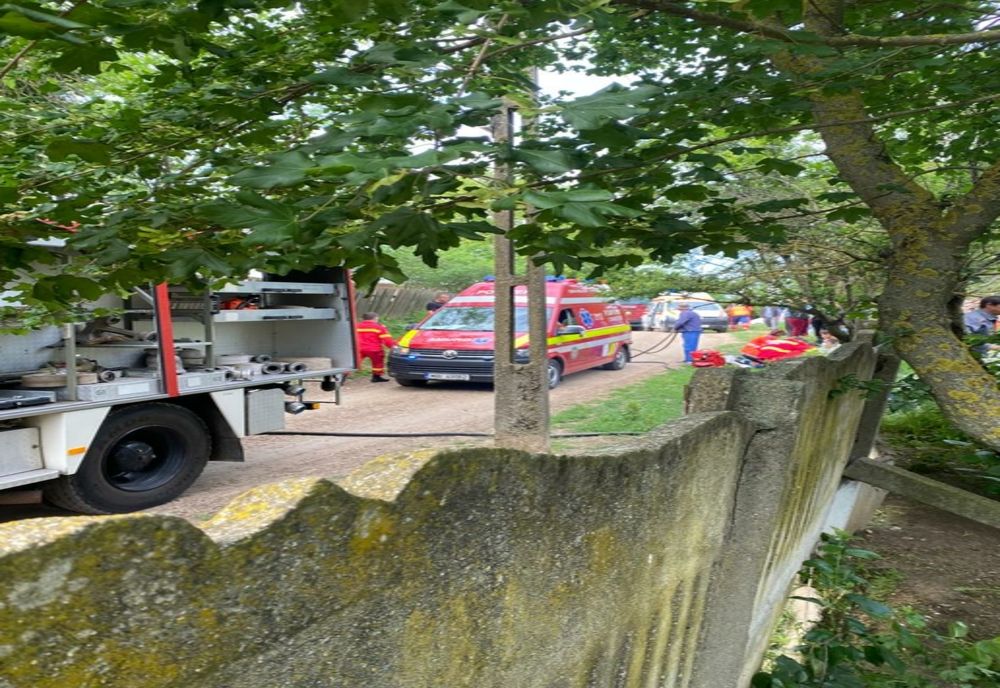 O femeie şi fetiţa sa de trei au murit într-un incendiu, la Vârtoapele de Sus, judeţul Teleorman