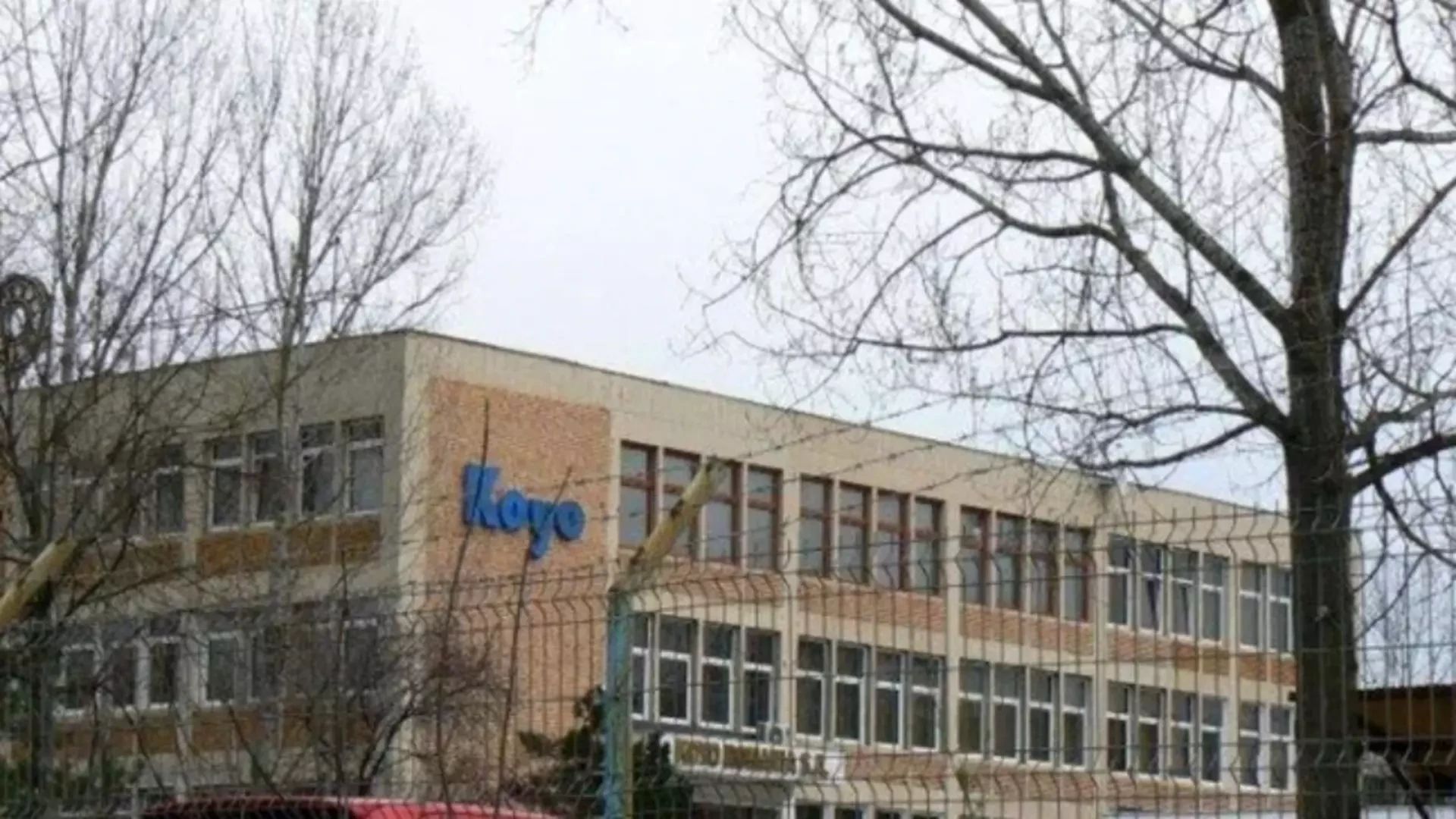 Aproximativ 800 de angajați, dați afară de la fabrica de rulmenți din Alexandria. Noi revolte în România