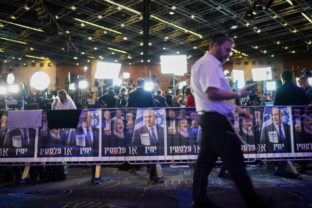 Alegerile din Israel: Blocul lui Netanyahu ar urma să obțină 54 de mandate, opoziția 47