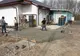 În comuna Brînceni, magazinul Profi toarnă o rampă în mijlocul unui drum public