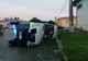 FOTO: Microbuz răsturnat, la Turnu Măgurele