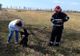 Un cățel căzut într-un canal a fost salvat de pompieri
