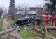 Șofer în stare gravă după ce a intrat cu mașina în stâlp în încercarea de a fugi de polițiști